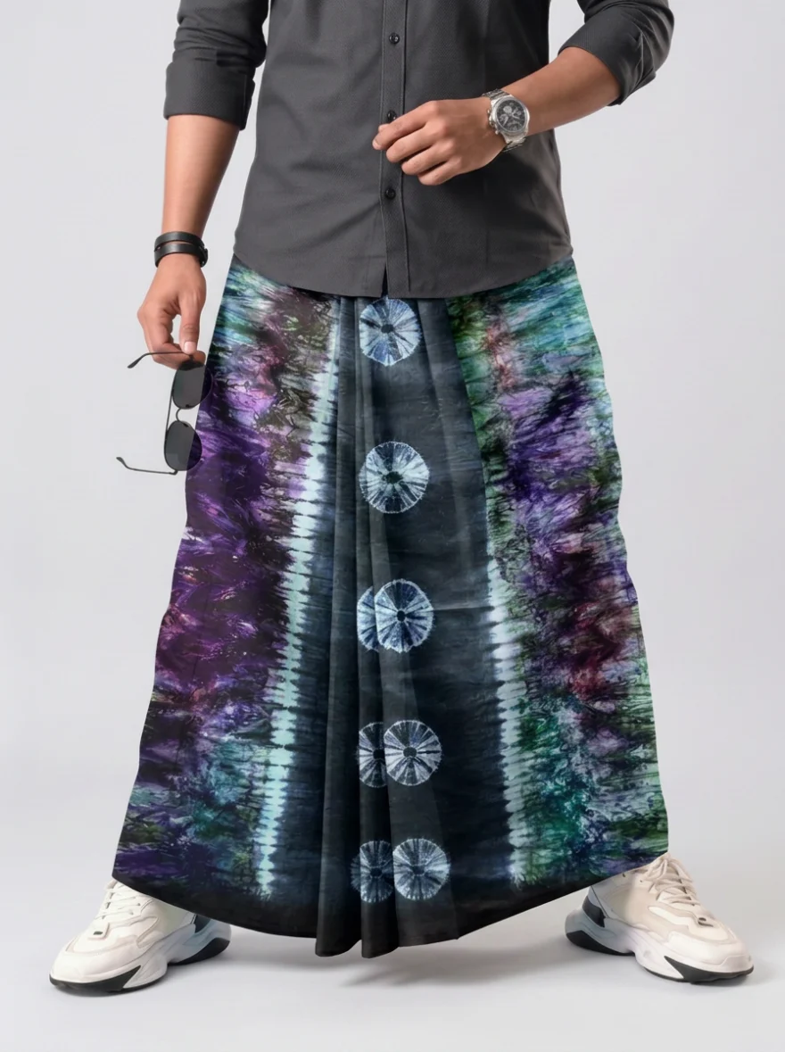 fashn-export-1788943489541 কোডঃ BK 1 - Luxurious Batik Lungi - Image 1